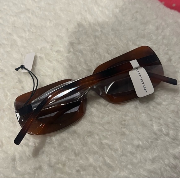 NWT tortoiseshell rectangular sunglasses Anthropologie - Picture 3 of 7